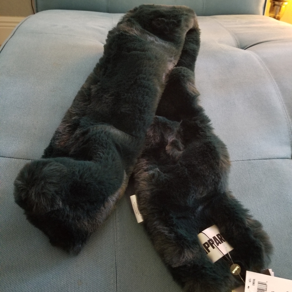 APPARIS FAUX FUR